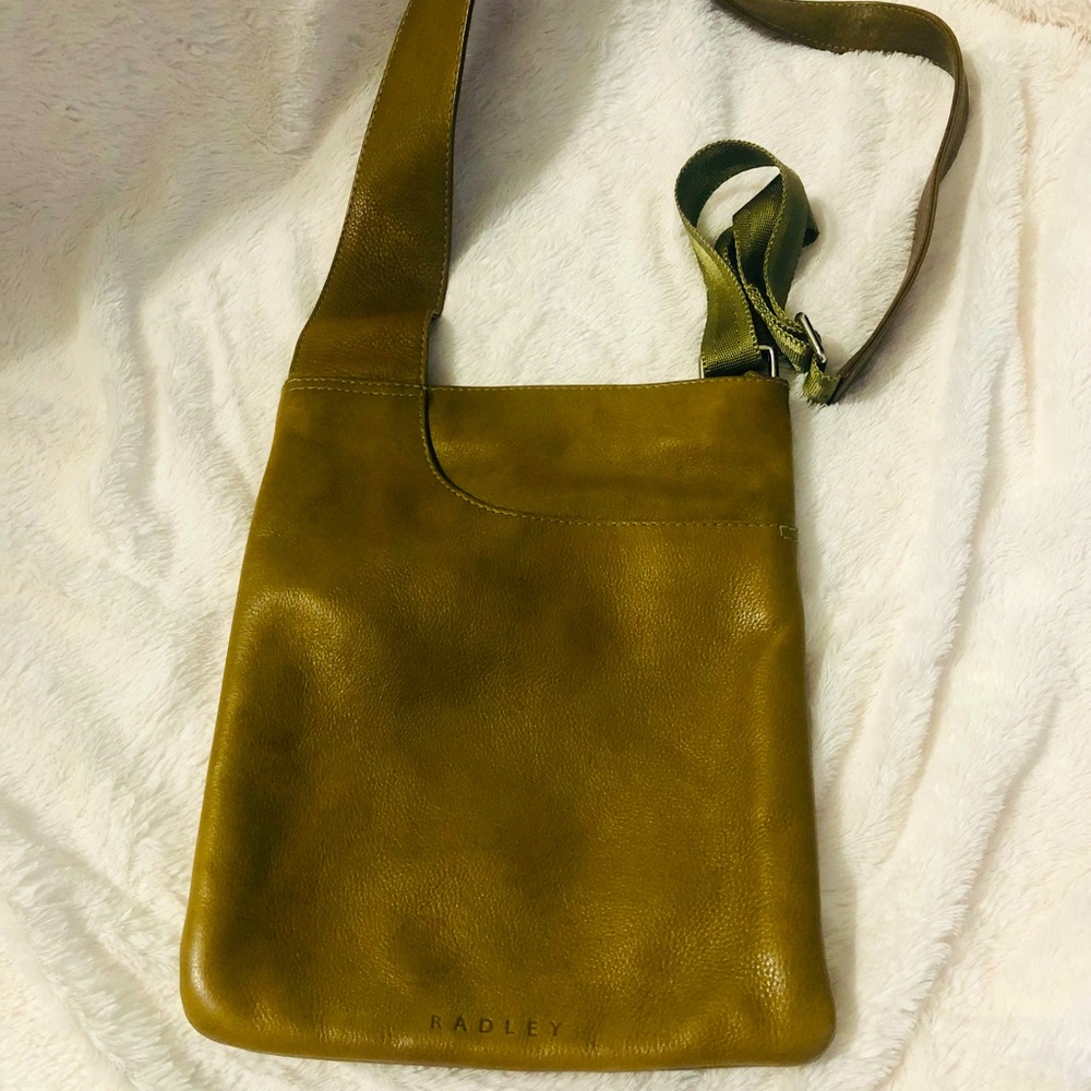 Radley Medium leather crossbody bag